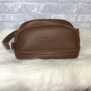 Vetelli Classic Leather Toiletry Bag & Travel Dopp Kit